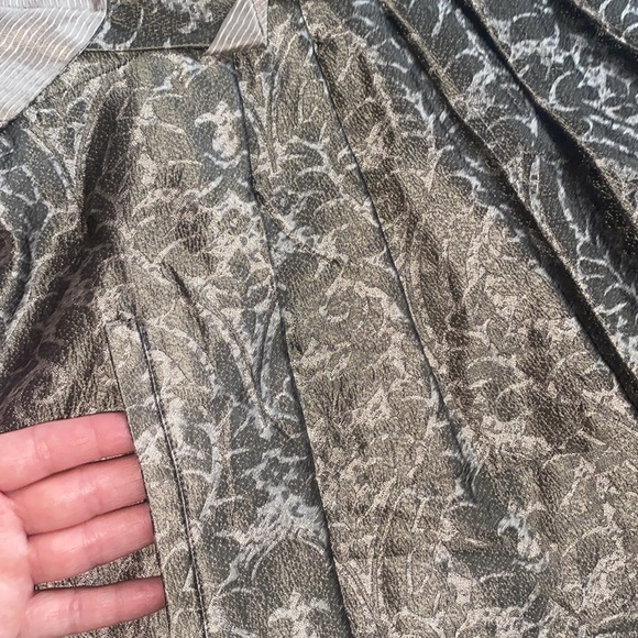 BCBG strapless dress with pockets - Picture 3 of 4